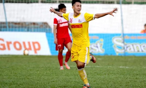 Vừa kết thúc mùa giải, Hà Nội FC đã tranh thủ "hút máu" nhà vua Hạng Nhất