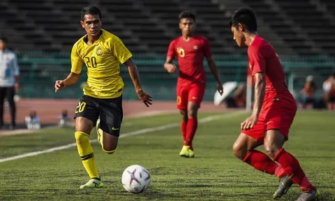 Vừa thách thức U22 Việt Nam, U22 Malaysia đã "nhận trái đắng"