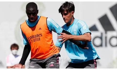 Vừa thua ở cúp C1, Zidane lại căng não vì cuộc đua La Liga khốc liệt