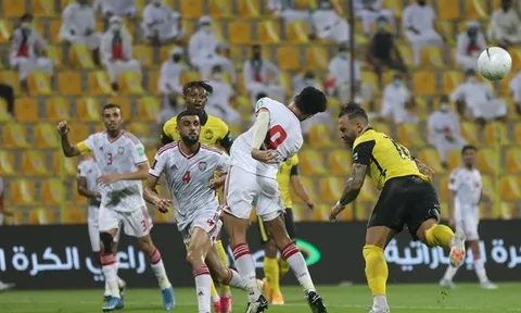 Vùi dập Malaysia, UAE vươn lên vị trí nhì bảng G