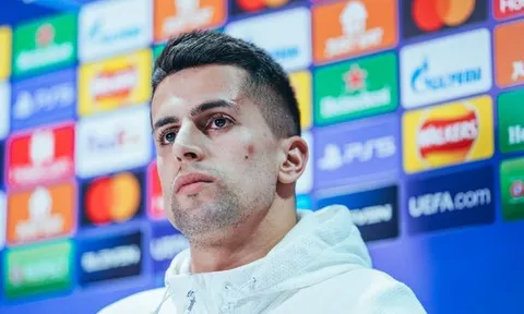 Vượt qua khủng hoảng, sao Man City công khai suy nghĩ