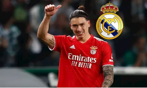 Darwin Nunez bất ngờ quay xe với Man Utd