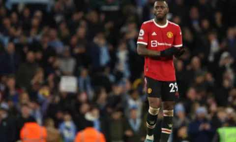 Mourinho gọi, Wan-Bissaka lập tức có câu trả lời