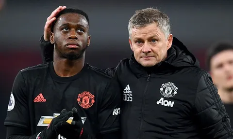 Wan-Bissaka bị chỉ trích, HLV Solskjaer ngay lập tức lên tiếng phản pháo