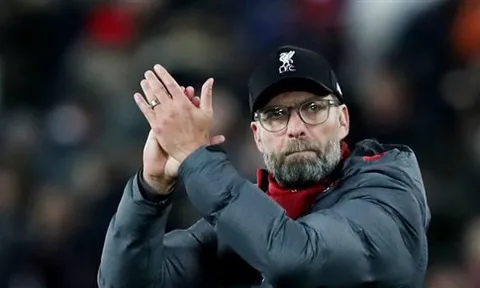 CĐV Liverpool tức giận vì Klopp "chơi xấu" lớp trẻ