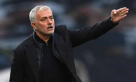 Mourinho ra phán quyết, tương lai bất định đổ ập lên đầu "ngôi sao" của Tottenham