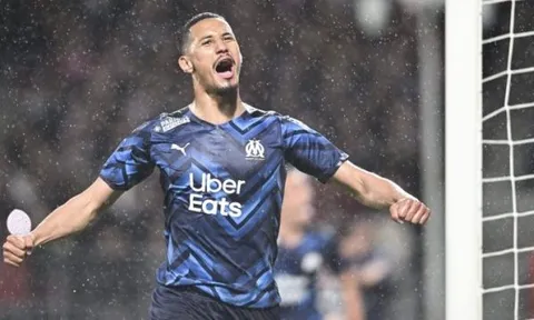 William Saliba có gì hơn các trung vệ của Arsenal?