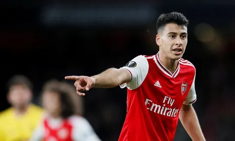 Willian đến, "báu vật" Arsenal liền run sợ: "Anh ấy sẽ thay thế tôi"