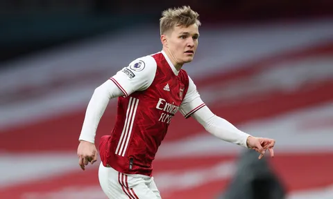 Real Madrid hét giá bán đứt Odegaard cho Arsenal gây choáng
