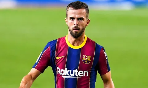 Xavi: "Cậu ấy đã quyết định rời Barca"