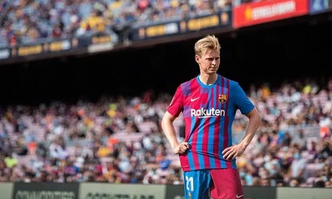 M.U mừng thầm với phát biểu của Xavi về De Jong