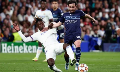 "Xe lu" của Ancelotti xuất hiện 45 phút và ủi bay Man City