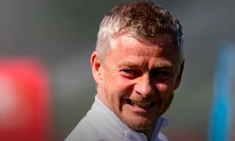 XONG! Đội hình M.U đấu Leeds United: 2 cái tên OUT, nín thở chờ Rashford