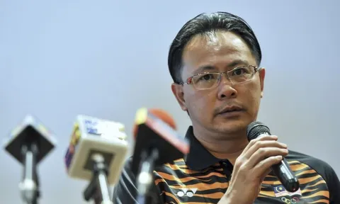 XONG! Dự U22 Việt Nam bị loại, HLV U22 Malaysia bị 'nghiệp quật' tơi bời