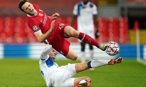 XONG! Liverpool hứng chịu cú sốc lớn trước đại chiến Tottenham