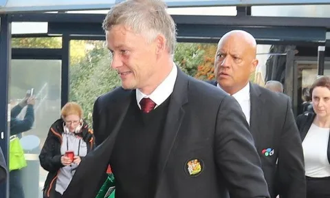 XONG! Man Utd mất 5 trụ cột, Solskjaer ra quyết định táo bạo trận cầu đinh
