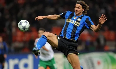 XONG! “Sếp lớn” Napoli ra quyết định vụ Ibrahimovic
