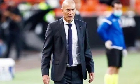 XONG! Zidane khốn đốn vì "người không phổi" gãy xương