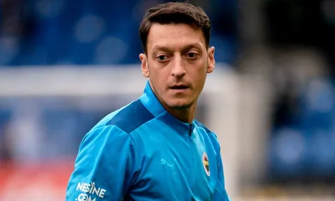 Xuất hiện CLB sẵn sàng đưa Mesut Ozil trở lại nước Anh