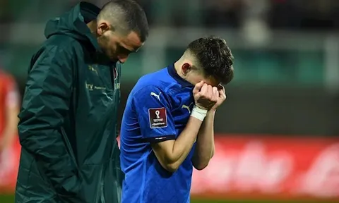 Ý bị loại, mẹ Mancini chỉ trích trụ cột Chelsea