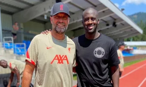 Yaya Toure chọn học Klopp và Arteta, không liên lạc với Pep