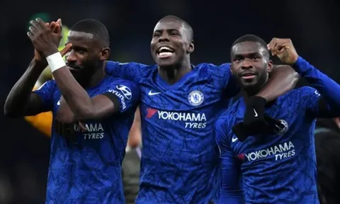 Yêu cầu quá đáng, Chelsea lỡ dịp tống khứ "cục nợ" hàng thủ