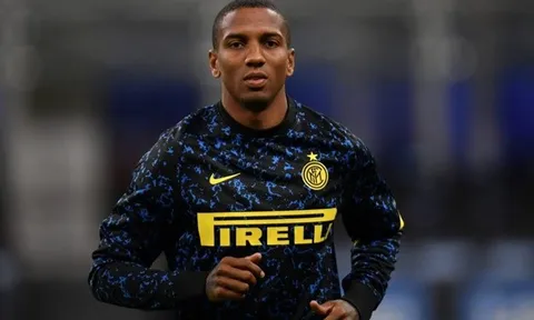 Ashley Young sắp trở lại mái nhà xưa
