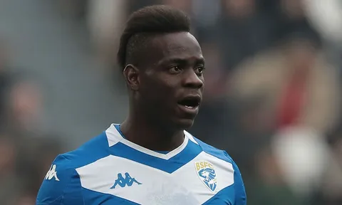 CHÍNH THỨC! Mario Balotelli tái xuất sân cỏ