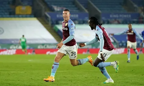 CĐV Chelsea: "Cậu ấy đang trở thành Iniesta, hủy HĐ ngay và luôn đi!"