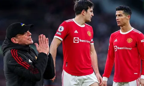 Rangnick chính thức làm rõ vụ Ronaldo - Maguire
