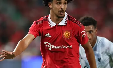 CĐV Man United: "Đây là Zidane hay nhất trong lịch sử"