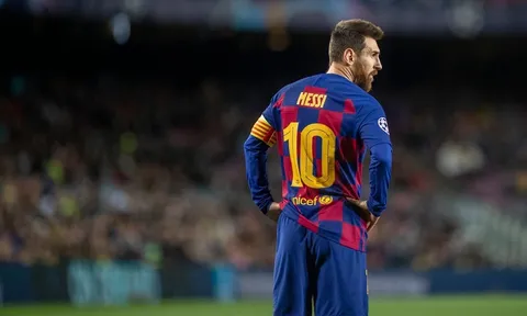 Zidane đã tìm ra "siêu vũ khí" để ngăn chặn Messi ở El Clasico!