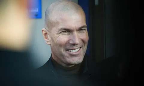 Zidane được thỉnh cầu làm điều nghịch ý PSG