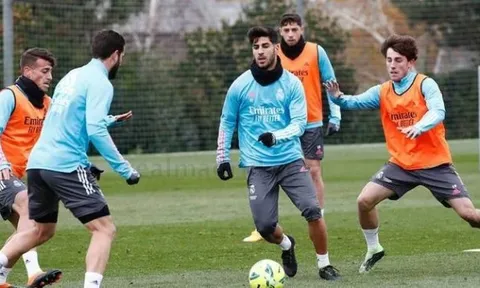 Zidane nhận cú hích lớn từ "quái thú", Real quyết đấu Atletico