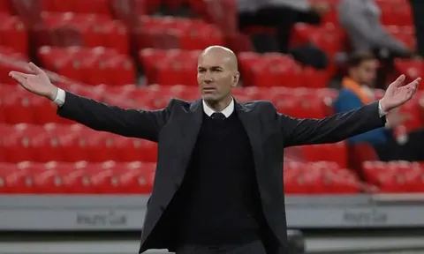 Zidane nhận tin dữ, Real gặp khó chặng về đích khốc liệt