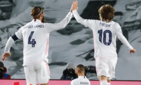 "Zidane rõ ràng có nhiều mạng sống hơn một con mèo"