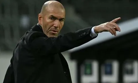 Zidane: "Thật phi logic và lố bịch"