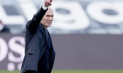 Zidane và "cây đinh ba" bất khả xâm phạm tại Real