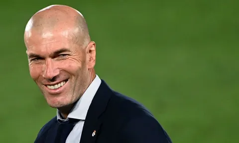 Zidane tiết lộ lý do từ chối Man Utd