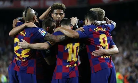 Không Griezmann, hàng công quen thuộc mở tiệc bàn thắng giúp Barca trở lại top 2