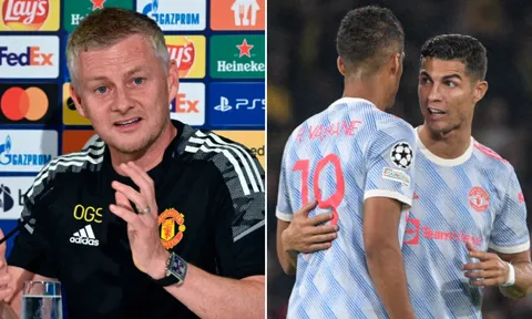 Solskjaer giải thích lý do rút Ronaldo, Fernandes ra nghỉ