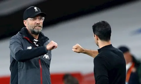 Arteta đối đầu Klopp cho danh hiệu "HLV xuất sắc nhất"