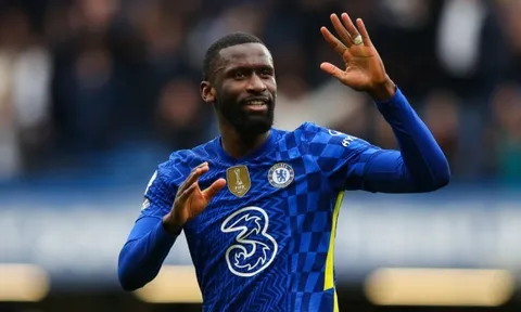 Rudiger chia tay Chelsea