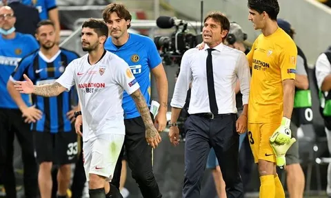 Bị đem đầu tóc ra làm trò cười, Conte nổi quạu đòi ''xử'' sao Sevilla
