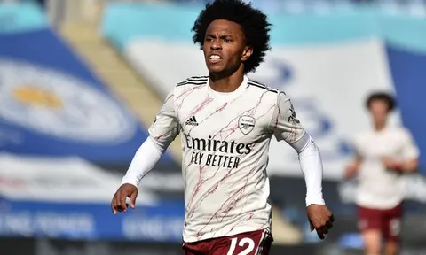 Willian đang rên rỉ vì nhớ Chelsea