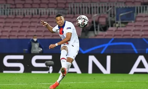 Gieo sầu cho Barca, Mbappe xác định luôn tương lai tại PSG