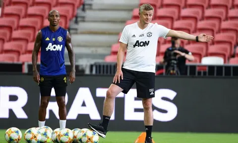 5 vấn đề Man Utd phải giải quyết trước khi mùa bóng khởi tranh