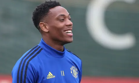 Sau một năm, 'nụ cười đó' sẽ chứng tỏ Mourinho sai lầm