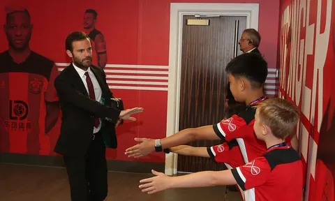 Solskjaer hé lộ lí do loại Lingard, tin dùng Mata