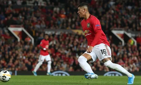 Fan Man Utd: "Nhờ cậu ấy, lần đầu Solskjaer thấy được một quả tạt ra trò"